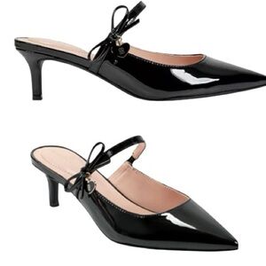 Bandolino Mayblis Kitten Heel Mary Jane Mule Pump Black Patent Point Toe NWOT